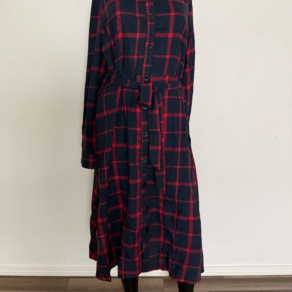 SHEIN Red and Black Checkered Long Sleeve Dress - Picture 4 of 12